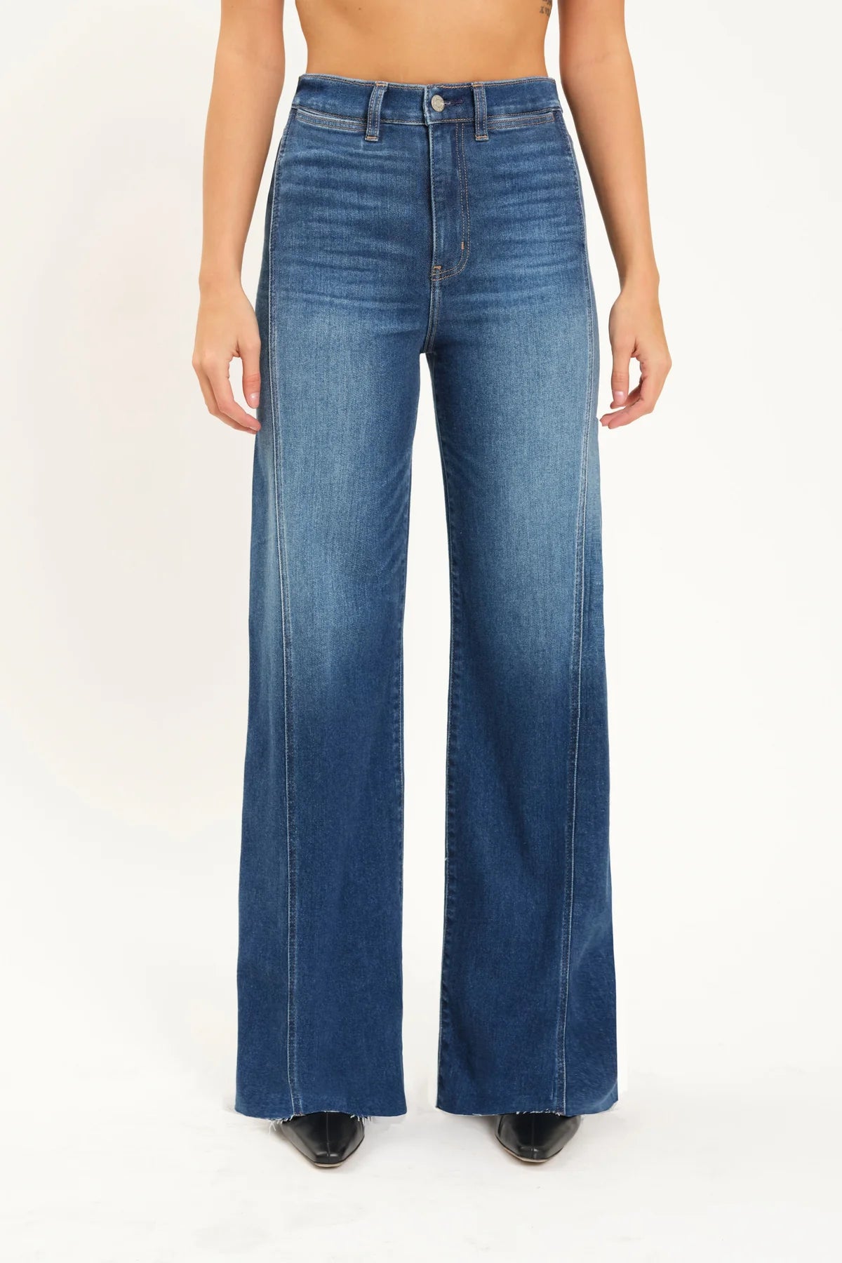 DAZE Denim Far Out Seam Wide Leg Jeans (Waterfall) Comfortable Drawstring Waist Jeans