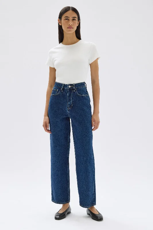 Vintage Straight Jean Fashionable Relaxed Fit Denim