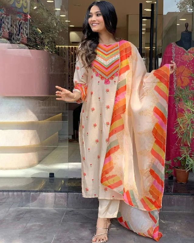 Women Round Neck Embroidered Work, Chanderi Fabric Kurta & Pant With Dupatta Set Trendy Wide-Legged Trousers Women Round Neck Embroidered Work, Chanderi Fabric Kurta & Pant With Dupatta Set Trendy Wide-Legged Trousers