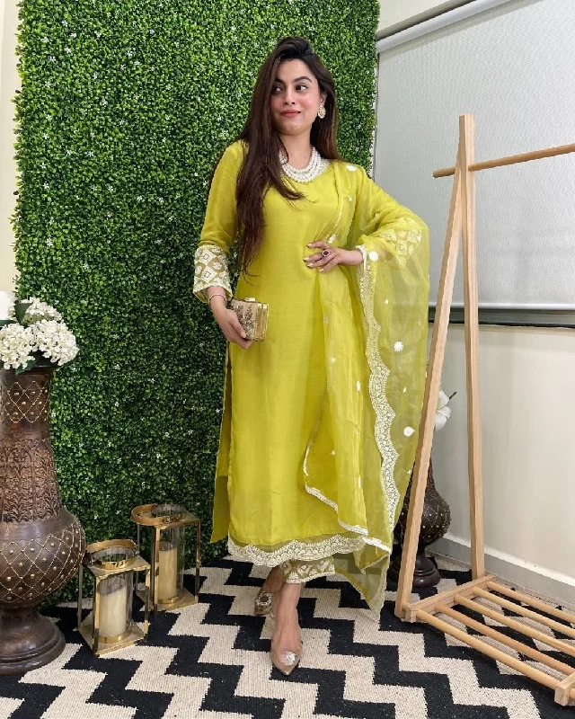 Women V Neck Embroidered Work Chanderi Cotton Fabric Kurta & Pant With Dupatta Set Stylish Paperbag Waist Pants Women V Neck Embroidered Work Chanderi Cotton Fabric Kurta & Pant With Dupatta Set Stylish Paperbag Waist Pants