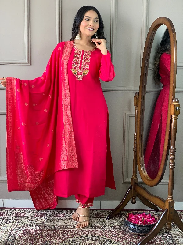 Women Round Neck Embroidered Work, Chanderi Fabric Kurta & Pant With Dupatta Set Trendy Wide-Leg Pants Women Round Neck Embroidered Work, Chanderi Fabric Kurta & Pant With Dupatta Set Trendy Wide-Leg Pants