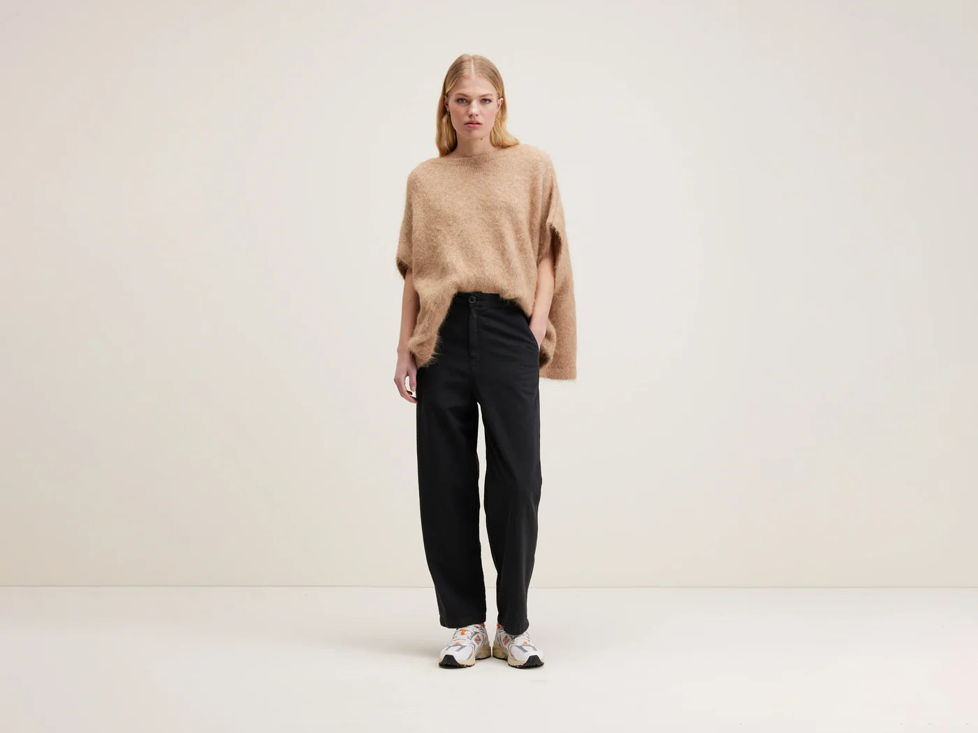 Bellerose Pasop Pant Off Black Classic Cropped Pants