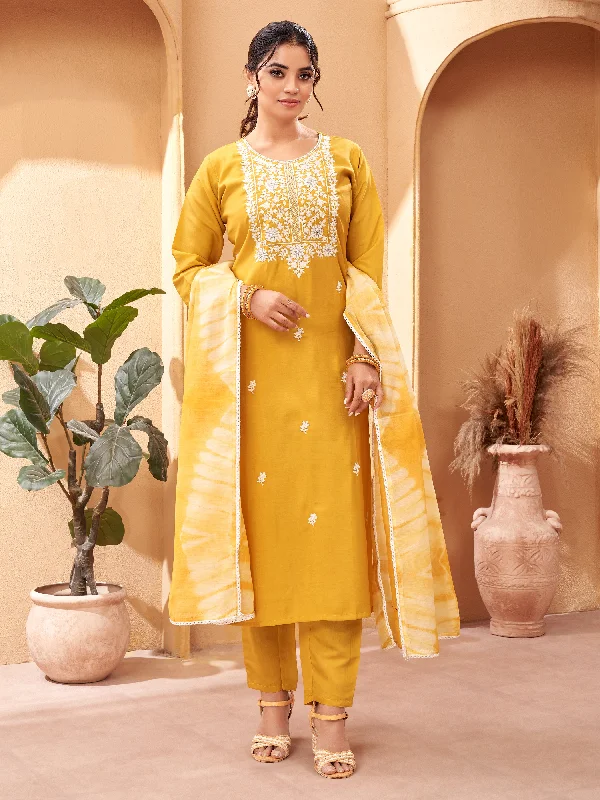 Women Round Neck Thread Work, Chanderi Fabric Kurta & Pant With Dupatta Set Slim-Fit Leggings Women Round Neck Thread Work, Chanderi Fabric Kurta & Pant With Dupatta Set Slim-Fit Leggings