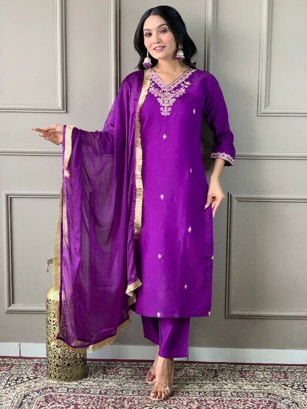 Women V Neck Embroidered Work Rayon Slub Fabric Kurta Pant Set Comes With Nazneen Dupatta Casual Yoga Pants Women V Neck Embroidered Work Rayon Slub Fabric Kurta Pant Set Comes With Nazneen Dupatta Casual Yoga Pants