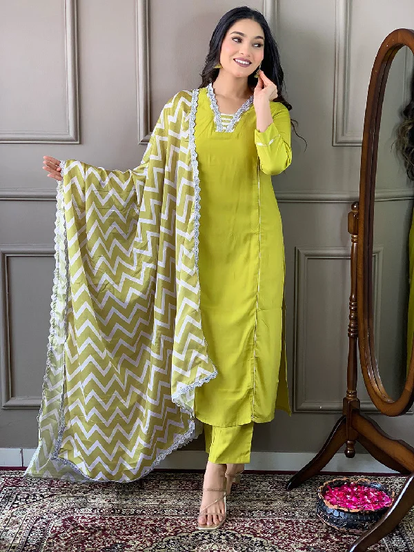 Women V Neck Embroidered Work Viscose Fabric Kurta & Pant With Dupatta Set Soft Sweatpants Style Women V Neck Embroidered Work Viscose Fabric Kurta & Pant With Dupatta Set Soft Sweatpants Style