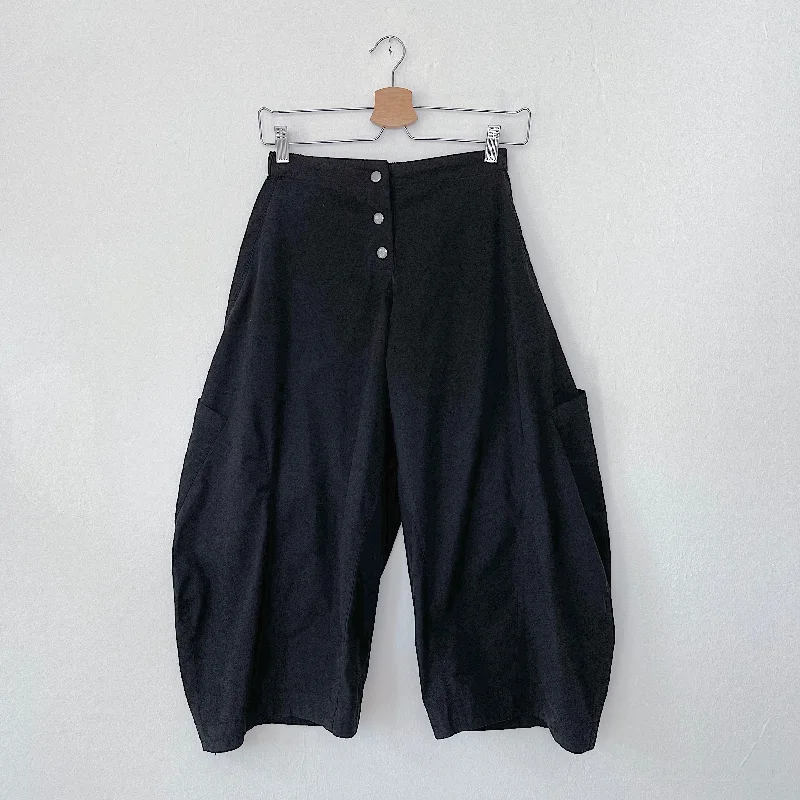 Eleven Stitch | Snap Front Pant in Black Relaxed Linen Pants