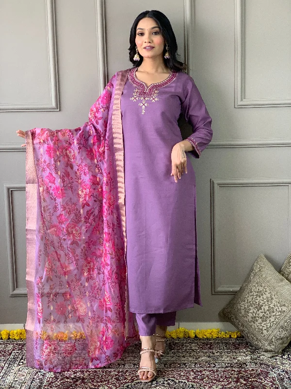 Women V Neck Embroidered Work Viscose Rayon Fabric Kurta & Pant With Dupatta Set Stylish Elastic Waist Pants Women V Neck Embroidered Work Viscose Rayon Fabric Kurta & Pant With Dupatta Set Stylish Elastic Waist Pants