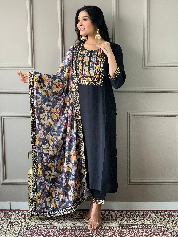 Women Round Neck Embroidered Work, Chanderi Fabric Kurta & Pant With Dupatta Set Cozy Lounge Pants Women Round Neck Embroidered Work, Chanderi Fabric Kurta & Pant With Dupatta Set Cozy Lounge Pants