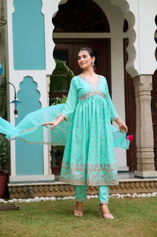 Women V Neck Embroidered Work Rayon Slub Fabric Kurta & Pant With Dupatta Set Elegant Trouser Pants Women V Neck Embroidered Work Rayon Slub Fabric Kurta & Pant With Dupatta Set Elegant Trouser Pants
