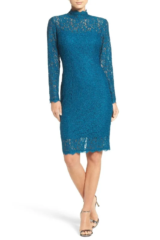 Adrianna Papell - High Neck Lace Scalloped Sheath Dress AP1E200552SC Tunics Timeless classic Adrianna Papell - High Neck Lace Scalloped Sheath Dress AP1E200552SC Tunics Timeless classic