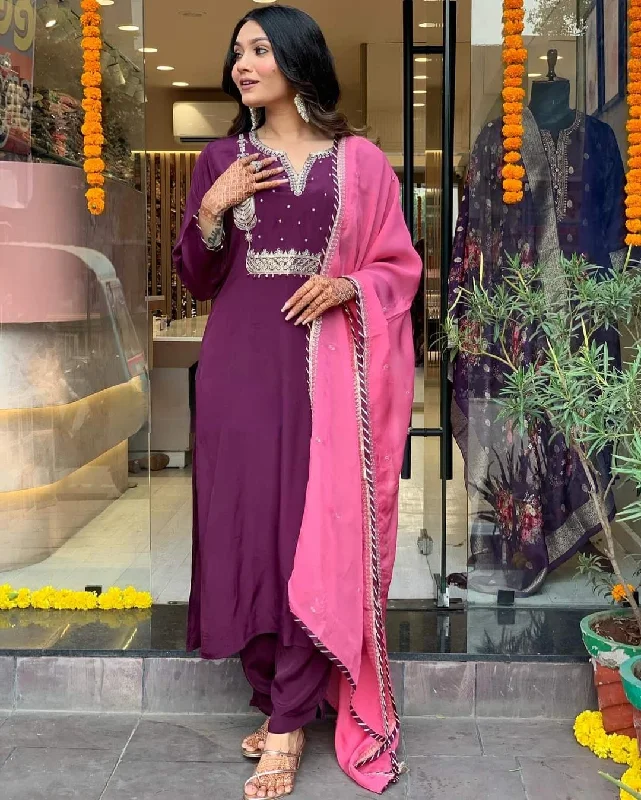 Women V Neck Embroidered Work Silk Fabric Kurta & Pant With Dupatta Set Comfortable Pleated Pants Women V Neck Embroidered Work Silk Fabric Kurta & Pant With Dupatta Set Comfortable Pleated Pants