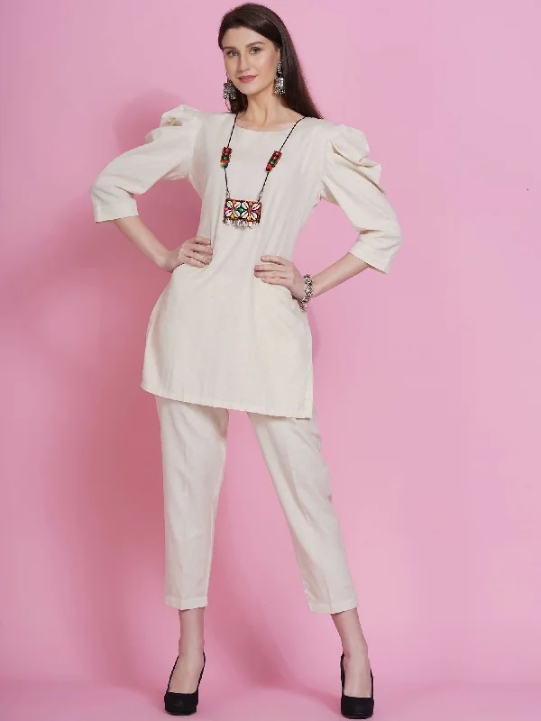 Women Republic Off White Cotton Flex Kurta With Attached Necklace And Pants Casual Sweatpants Style
