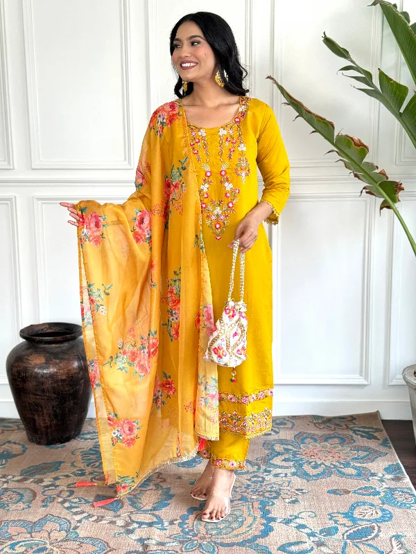 Women Round Neck Embroidered Work Chanderi Silk Fabric Kurta & Pant With Dupatta Set Chic Checkered Pants Women Round Neck Embroidered Work Chanderi Silk Fabric Kurta & Pant With Dupatta Set Chic Checkered Pants