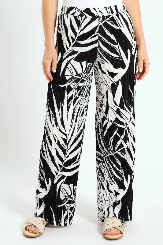 Wide Leg Plisse Pant - Black/White Classic Chino Pants
