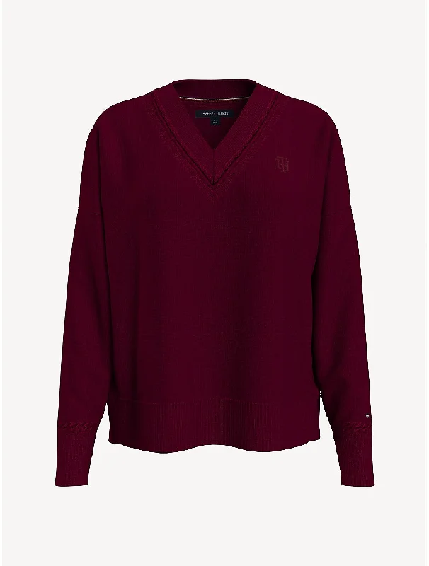 Tommy Hilfiger Women's V-Neck Monogram Sweater Seamless Knitted Crochet
