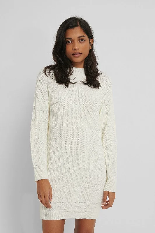 Long High Neck Knitted Sweater Embroidered Appliqued Beaded