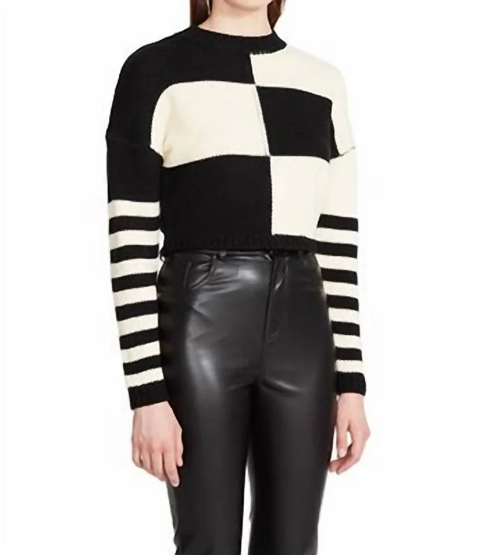 Lulu Crop Sweater in Black & White Seamless Knitted Crochet