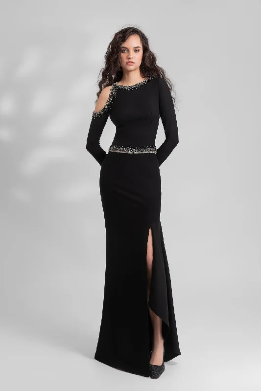 Beaded neckline crepe top with skirt lace skirt delicate