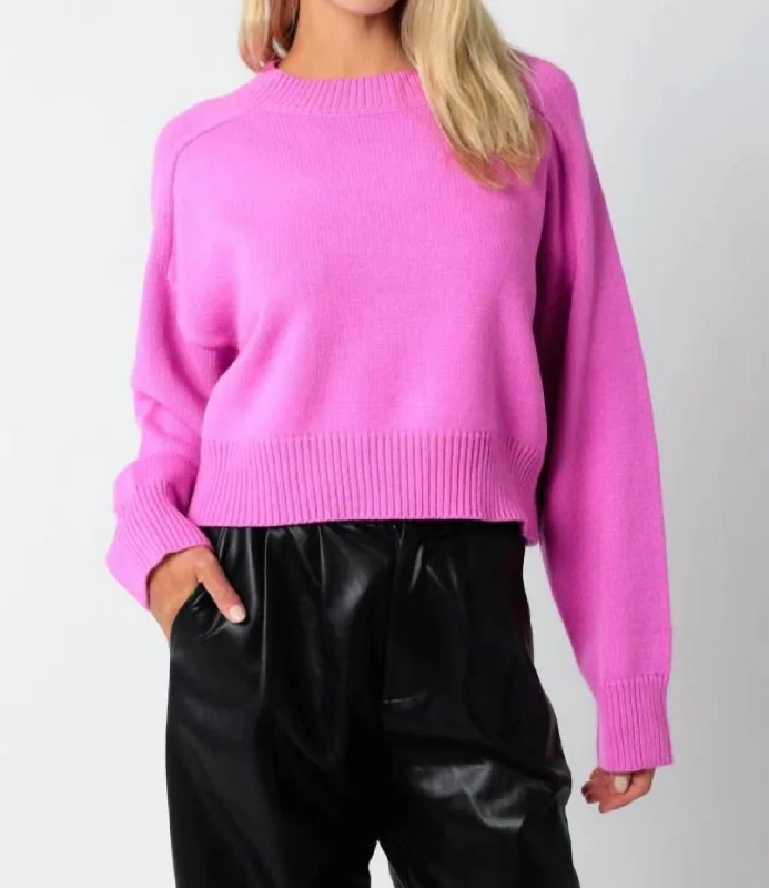 Bright Crew Neck Sweater in Pink Ribbed Striped Patterned