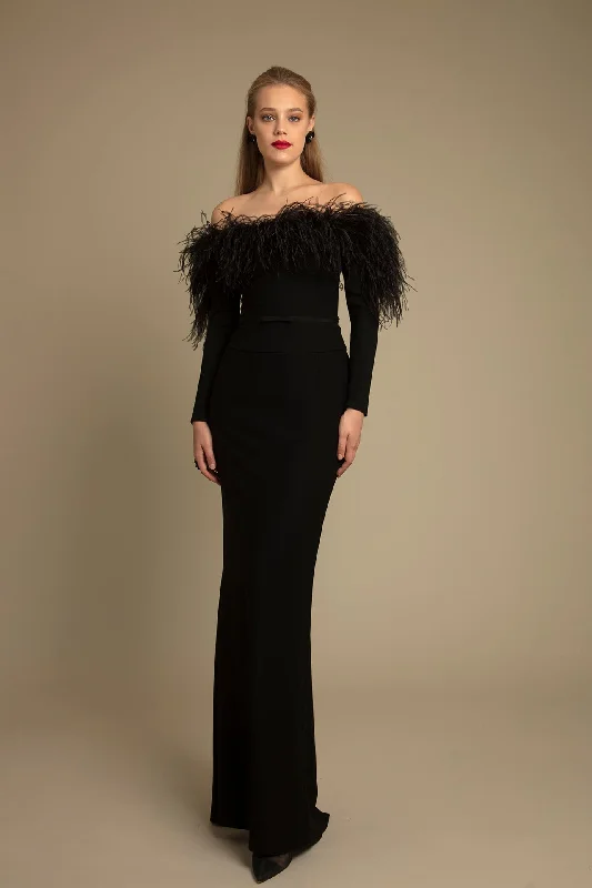 Long sleeves feathered off shoulder top with skirt summer skirt style