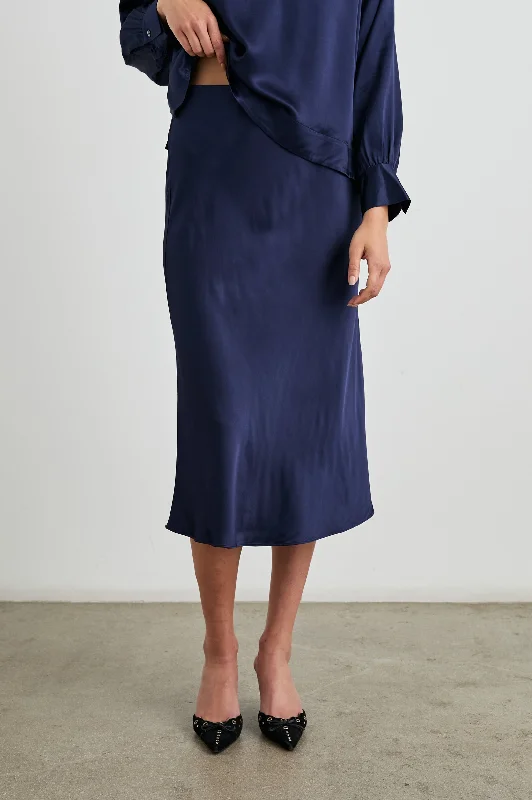 ANYA SKIRT - NAVY velvet skirt plush