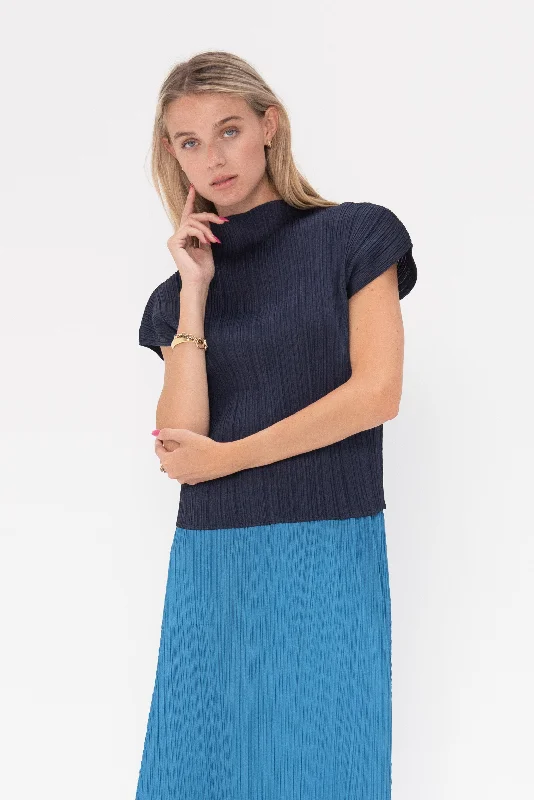 Monthly Colors: June Top, Dark Navy