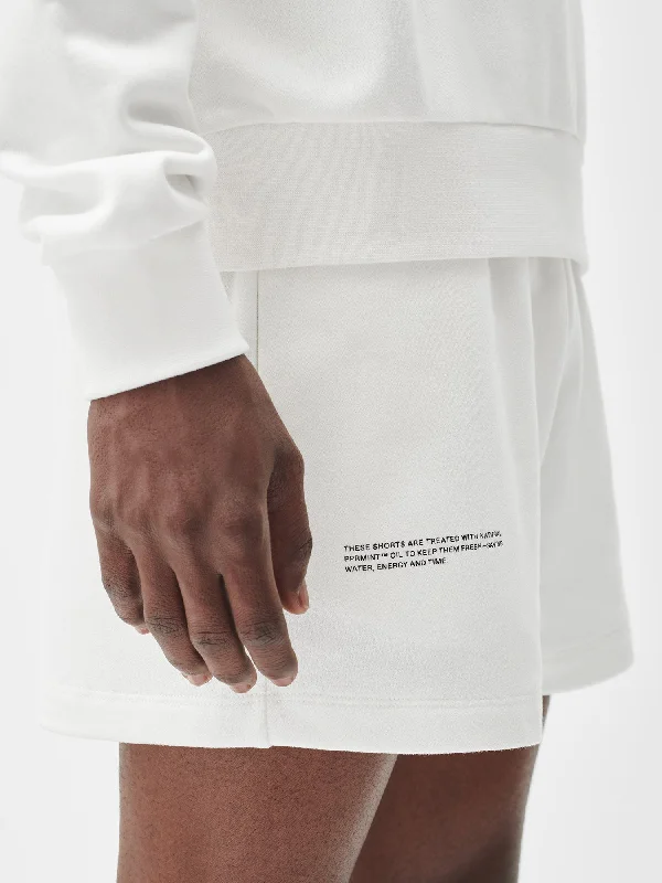 365 Midweight Shorts—off-white