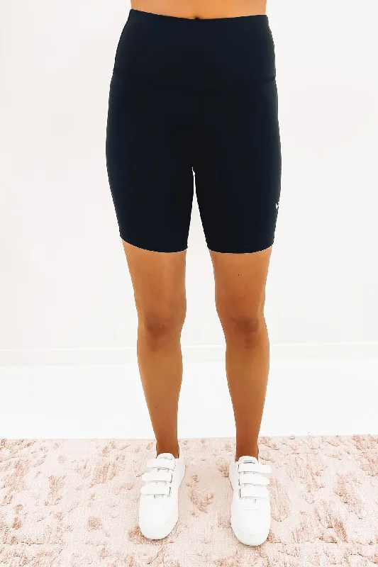 VA Essential Bike Shorts Black