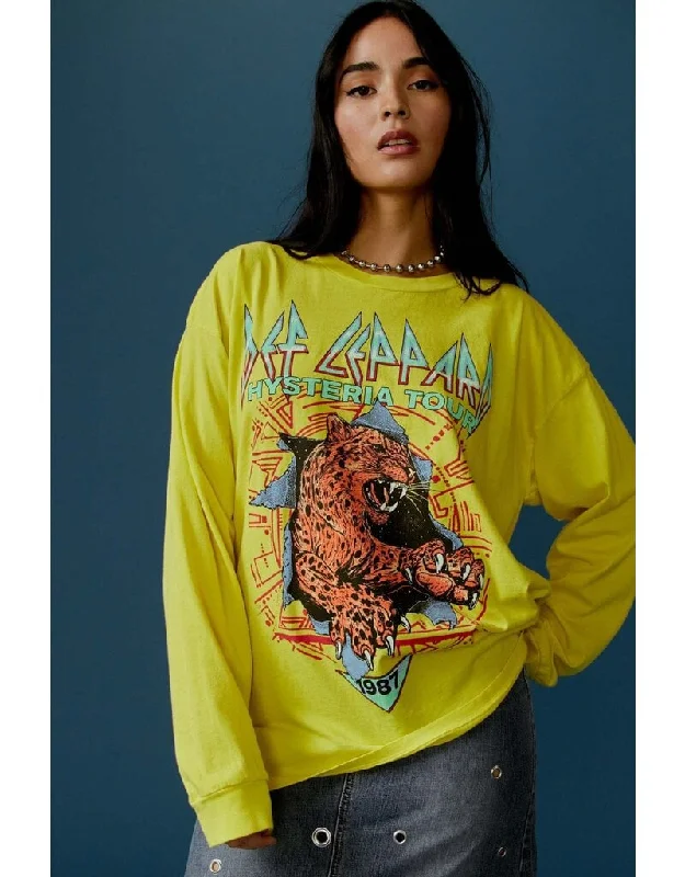 Daydreamer LA Def Leppard Animal Long Sleeve Merch Tee