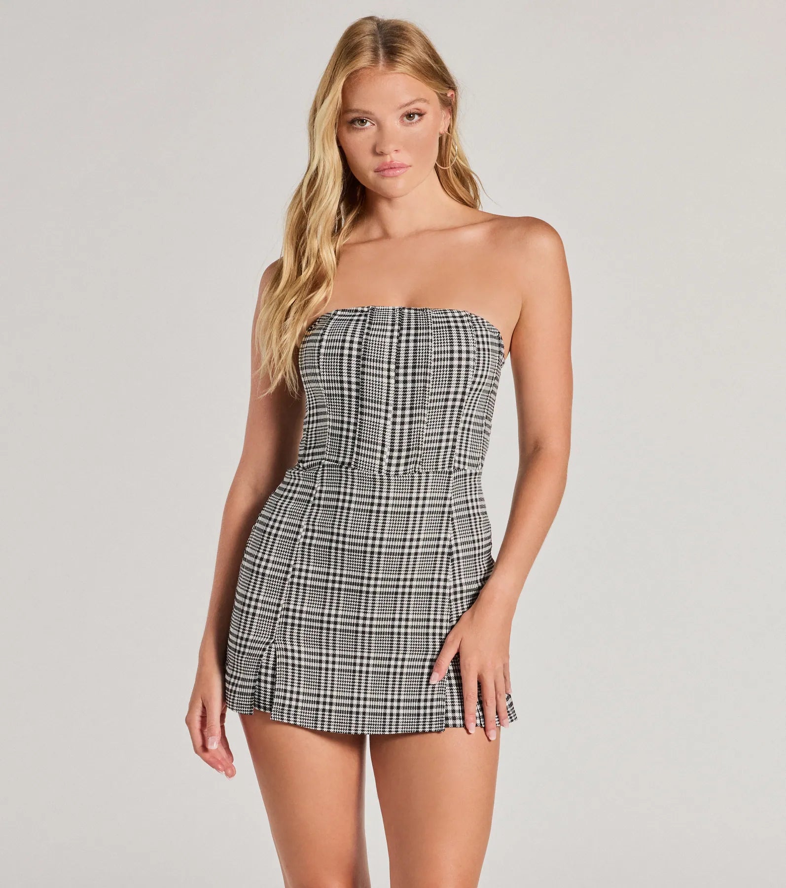 Plaid Moment Sleeveless Knit Romper Abstract Print Romper Modern