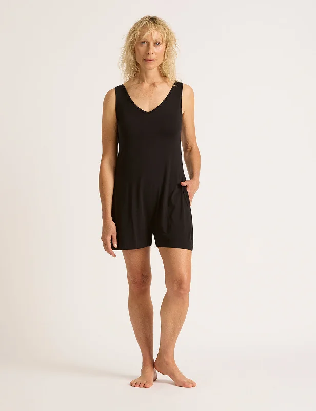 Short Romper - Black Sporty Zip-Up Romper Trend