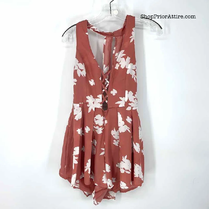Size LARGE Pink White Floral Romper Cropped Blazer Romper Stylish