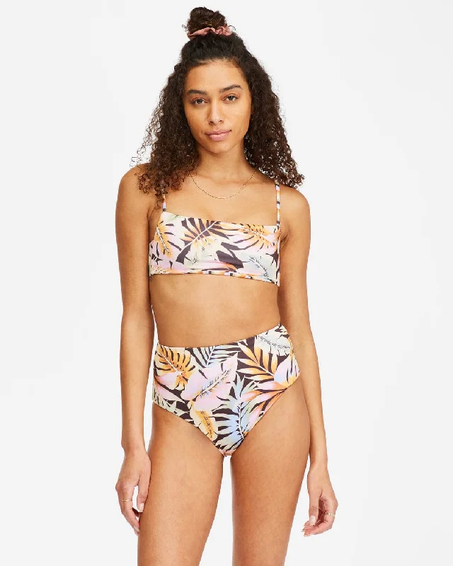 Billabong Postcards From Paradise Reversible Bralette Bikini Top High-waisted two-piece, Vintage, Sexy, Comfortable Billabong Postcards From Paradise Reversible Bralette Bikini Top High-waisted two-piece, Vintage, Sexy, Comfortable